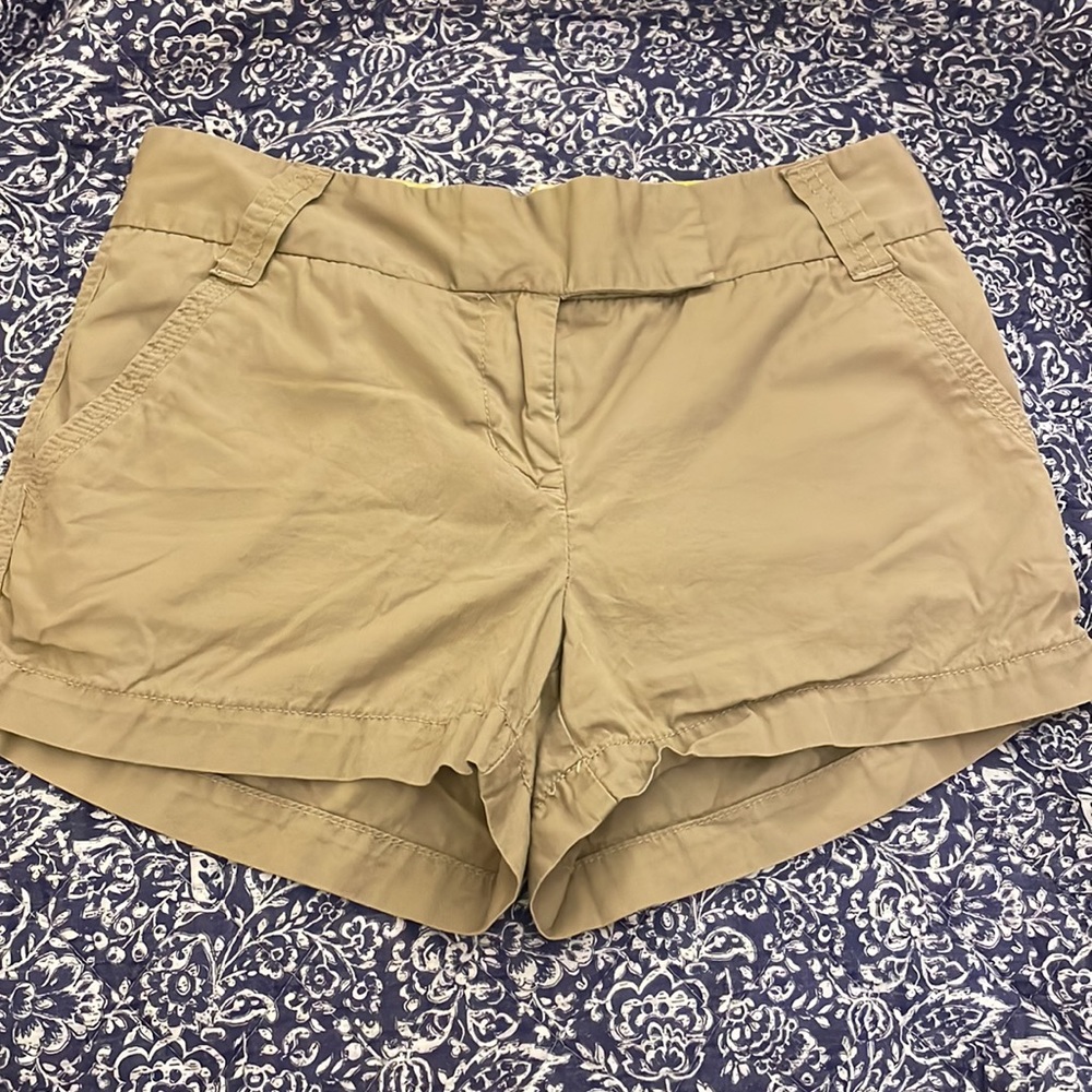 JCrew chino khaki shorts size 2 women’s safari style belt loop and double clasp